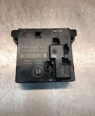 Mercedes-Benz E W211 Door control unit/module 2118201526 356805