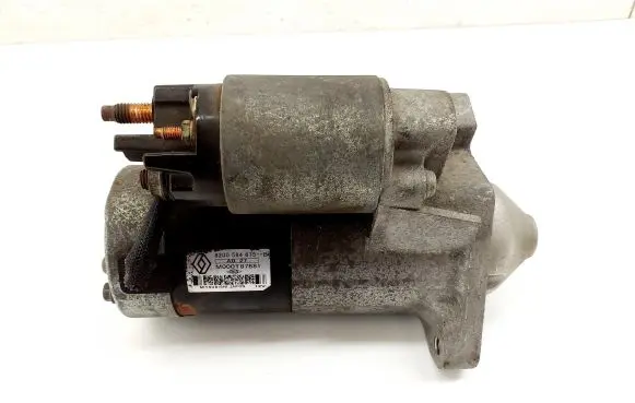 Nissan Qashqai Starter motor 8200584675