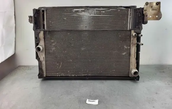 BMW 5 F10 F11 Radiator set 17118509175 17117805627 8509175