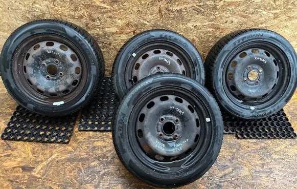 Ford Fiesta R15 steel rim