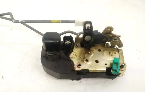 Chrysler Sebring (ST-22 - JR) Front door lock