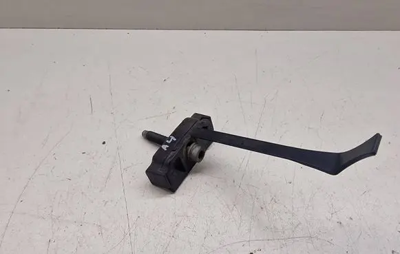 Audi A4 S4 B7 8E 8H Battery bracket 8E0803123A
