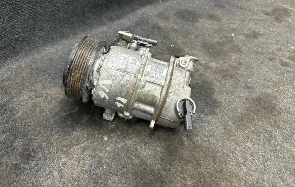 Chevrolet Camaro Air conditioning (A/C) compressor (pump) 22984721 4472809910 6SAS14H