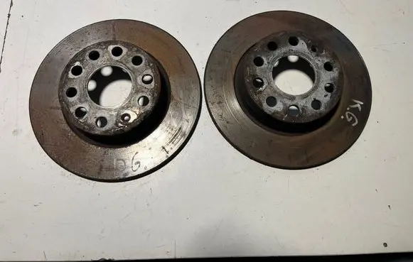 Volkswagen Touran II Rear brake disc 