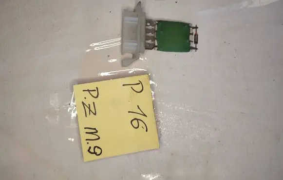 Peugeot 206 Heater blower motor/fan resistor 89764646