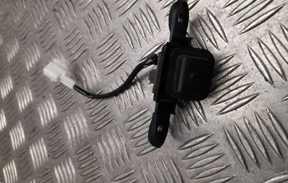Lexus ES VII XZ10 Tailgate opening switch 4562B3N