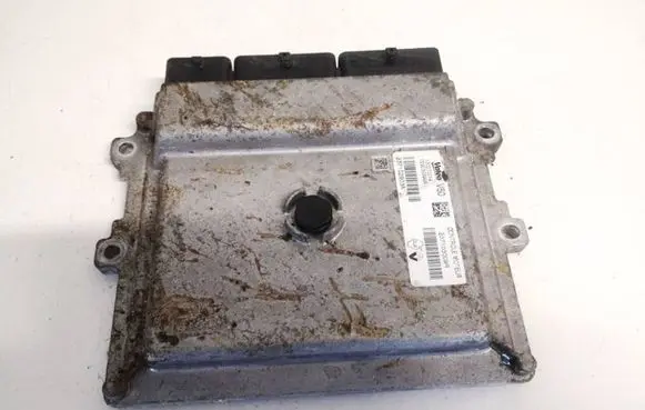 Dacia Sandero Engine control unit/module 237103009r
