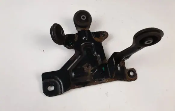 Peugeot 508 Air filter cleaner box bracket assembly 