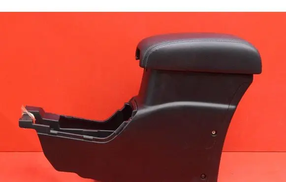 Peugeot 4008 Center console 