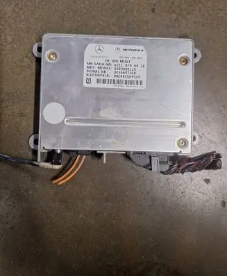 Mercedes-Benz C W203 Phone control unit/module A2118700026 DM20097460 00E00C589943