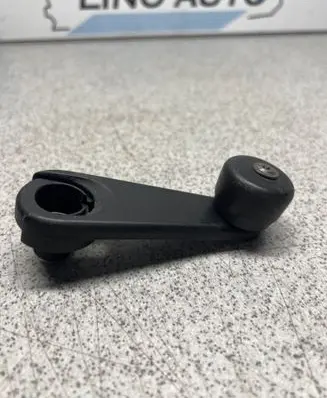 BMW 3 E36 Rear door window winding handle 51328122503
