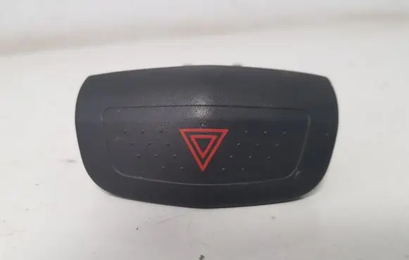 Nissan Primera Hazard light switch 06016