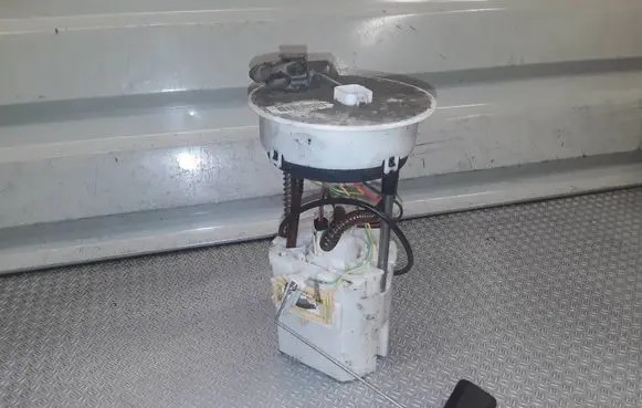 Opel Agila B In-tank fuel pump 1510073KA0000