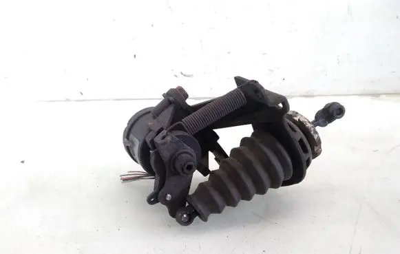 Clutch slave cylinder