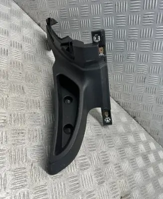 BMW X6 F16 Rear seat side bottom trim 7328267