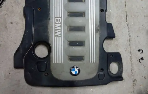 BMW X3 E83 Engine cover (trim) 11147807240