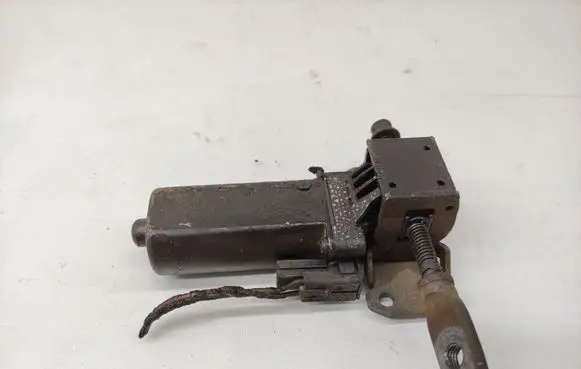 Skoda Superb B8 (3V) Seat adjustment motor 