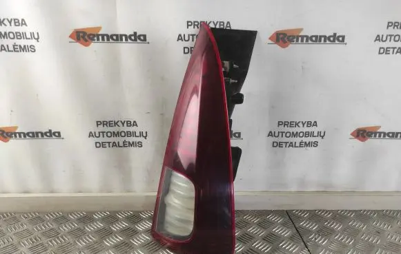 Renault Espace IV Rear/tail lights 8200394724 J81PH2REN