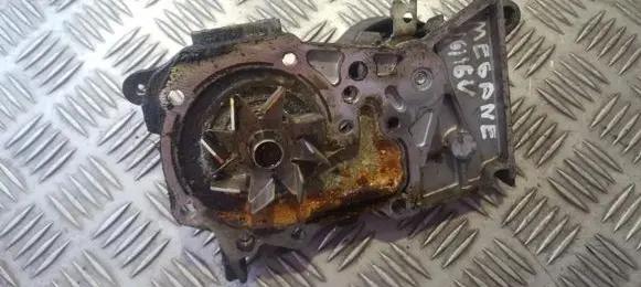 Renault Megane I Water pump 26711100 2.67111.00