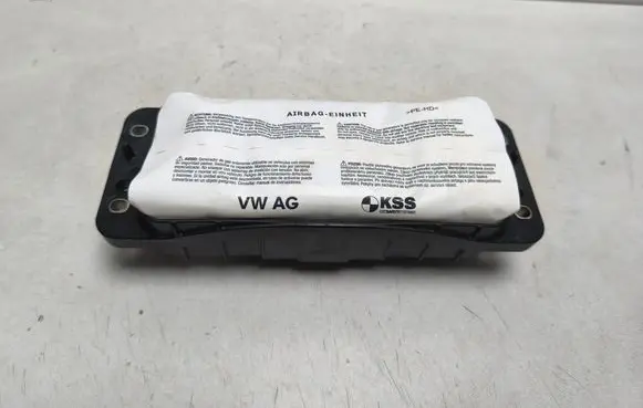 Porsche Macan (95B) Passenger airbag 95B880204
