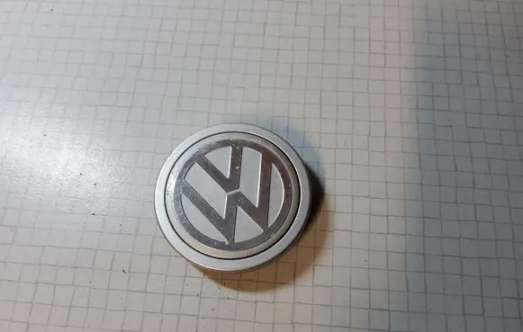 Volkswagen Polo IV 9N3 Original wheel cap A701
