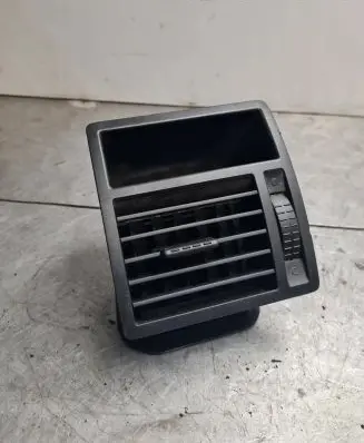 Volkswagen Transporter - Caravelle T5 Dashboard side air vent grill/cover trim 7H1819204C
