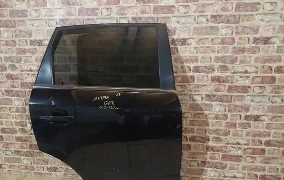 Opel Antara Front door