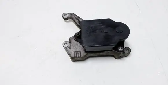Opel Astra H Intake manifold valve actuator/motor 55205127 70052113B8T269