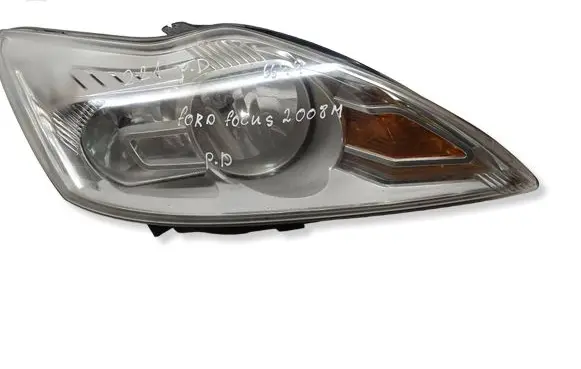 Ford Focus Headlight/headlamp 0077R00 8M5113100AC