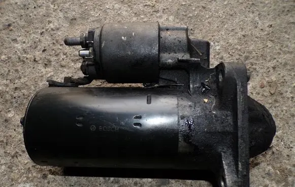 Alfa Romeo 159 Starter motor