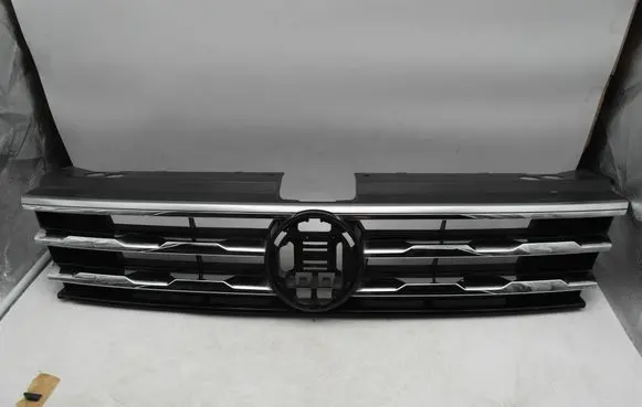Volkswagen Tiguan Front bumper upper radiator grill 5NN853653 5NN853653B