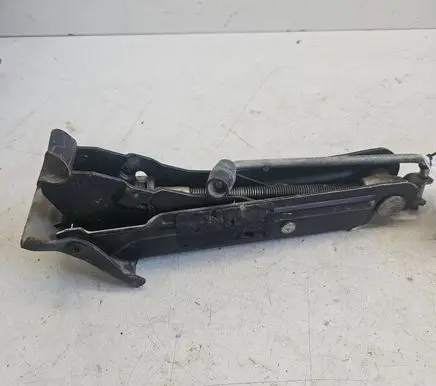 Volvo S70 V70 V70 XC Lift Jack 8679369