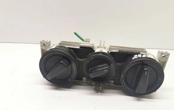 Skoda Octavia Mk1 (1U) Climate control unit