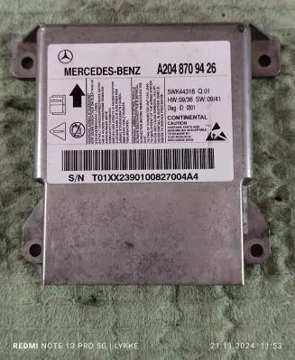 Mercedes-Benz C W204 Airbag control unit/module A2048709426 5WK44318