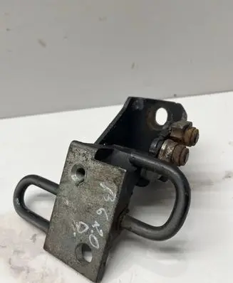 Volkswagen PASSAT B6 Front door lower hinge