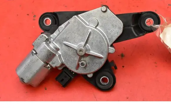 Peugeot 5008 Rear window wiper motor 9811259980