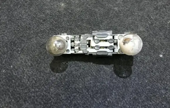 Renault Safrane Tail light bulb cover holder
