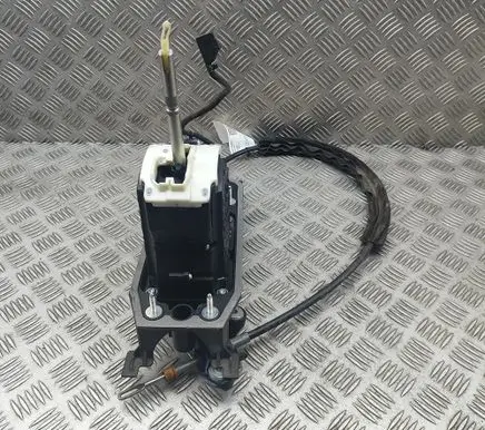 Audi A3 S3 8V Gear shifter/selector 5K0713079 8V2713023AE