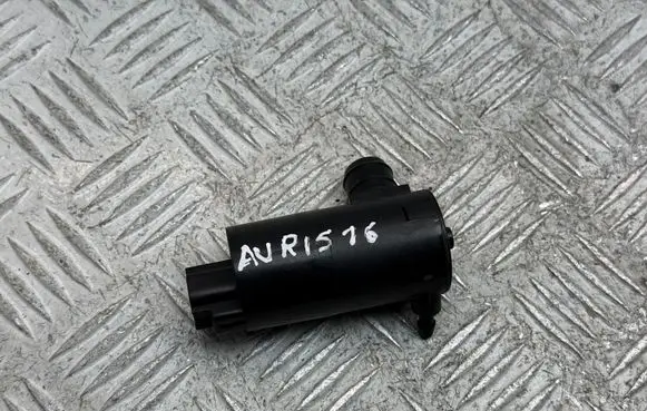 Toyota Auris 150 Windscreen/windshield washer pump 8533002040 30891 110402A