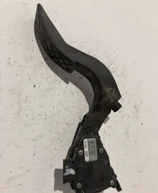 Audi A4 S4 B6 8E 8H Accelerator throttle pedal 8E1721523 6PV00837601
