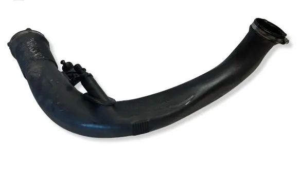 Volvo V40 Intercooler hose/pipe 31325985