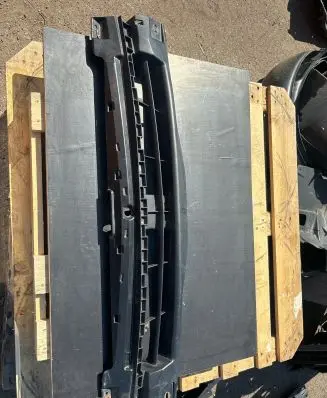 Renault Trafic II (X83) Radiator trim 620300102R 93857535 66092