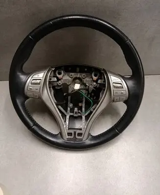 Nissan Qashqai Steering wheel 484304EM5B 161264735 34221161A