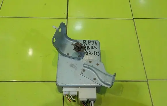 Toyota Prius (NHW20) Other control units/modules 8965047082 RP74