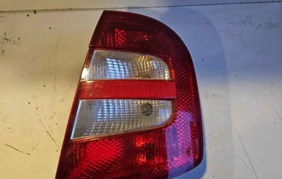 Skoda Fabia Mk1 (6Y) Rear/tail lights 6Y6945096B