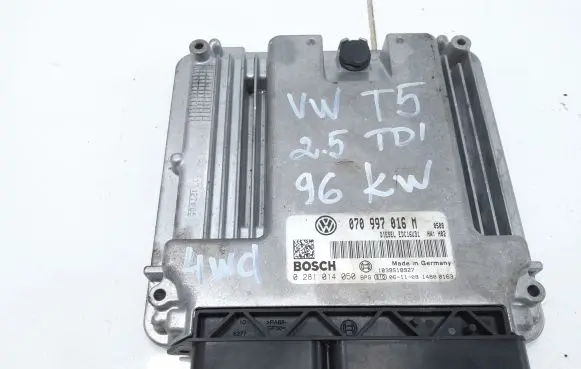 Volkswagen Transporter - Caravelle T5 Engine control unit/module ECU 070997016