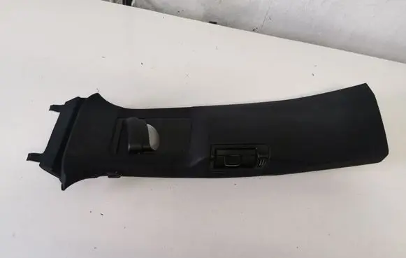 Volvo XC60 (B) pillar trim (top) 32132588