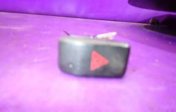 Honda CR-V Hazard light switch M19620