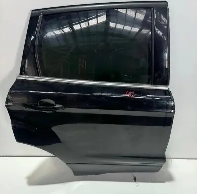 Ford Kuga II Rear door