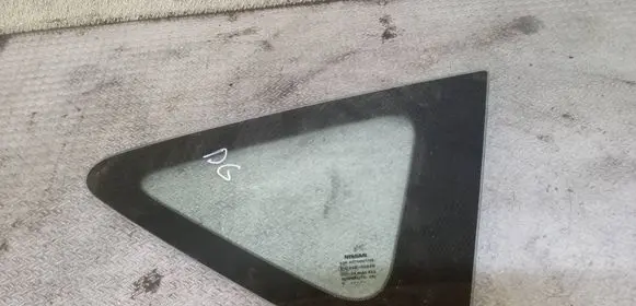 Nissan Note (E12) Rear side window